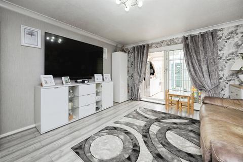 2 bedroom semi-detached house for sale, Wivenhoe, Ashford