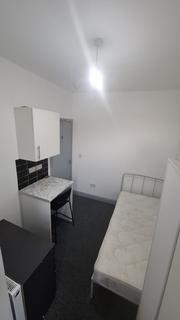 4 bedroom terraced house for sale, Aldershot Road, London NW6