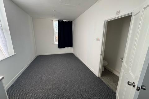 4 bedroom flat for sale, Stillman Street, Plymouth PL4