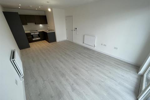 1 bedroom flat to rent, Shearwater Drive, London NW9