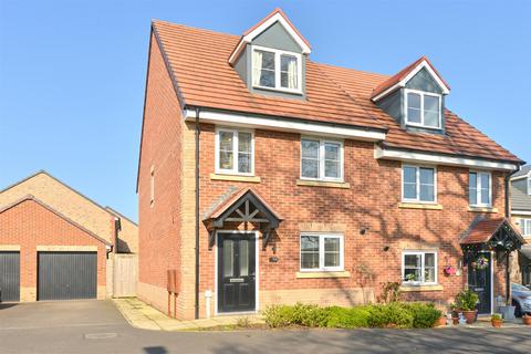3 bedroom semi-detached house for sale, Holland Drive, Weir Hill, Shrewsbury