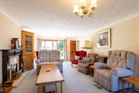 4 bedroom detached house for sale, Foxley House, Pen Y Waun, Pentyrch, Cardiff
