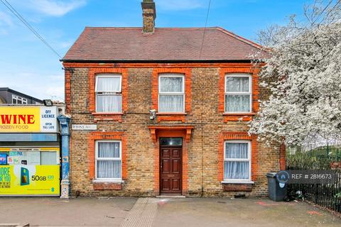 undefined, Winns Avenue, London, E17