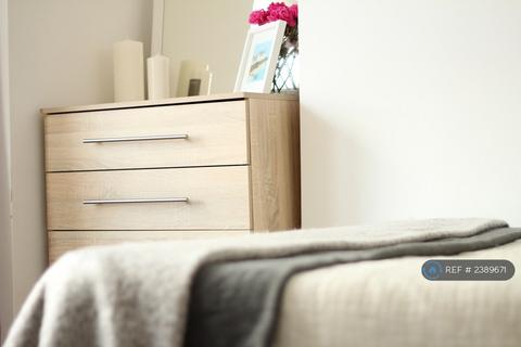 undefined, St Edwards Road, Reading, RG6
