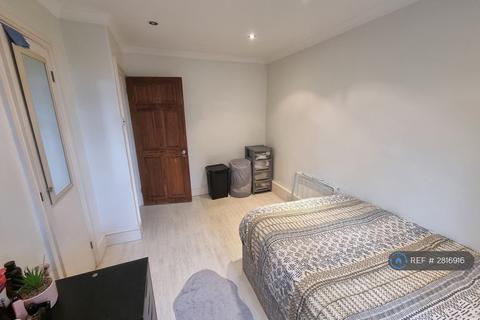 undefined, Plummer Court, London, SE13
