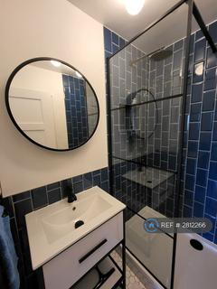 2 bedroom flat to rent, Parsons House, London, W2