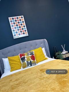 1 bedroom in a house share to rent, Arran Road, London, SE6