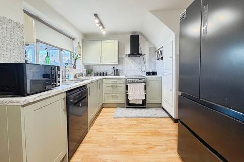 3 bedroom end of terrace house for sale, Cromer Road, Southampton SO16