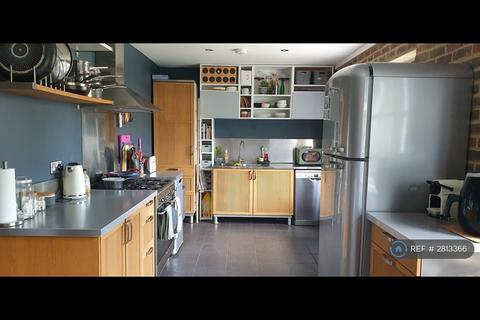 undefined, Pinner Road, Northwood, HA6