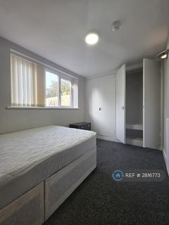 2 bedroom flat to rent, Broadway, Cardiff, CF24
