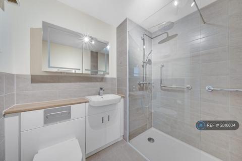 1 bedroom flat to rent, Rosewell House, Tonbridge, TN11
