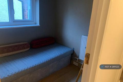 undefined, Crossways, Farnham, GU10