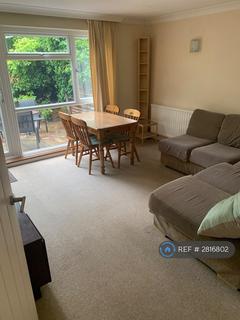 undefined, Guildford Park Avenue, Guildford, GU2