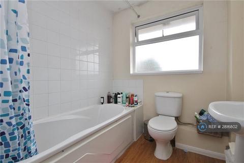 undefined, Guildford Park Avenue, Guildford, GU2