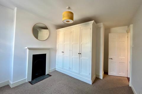 1 bedroom apartment for sale, Fore Street, Totnes, Devon
