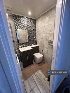 1 bedroom flat to rent, Crefeld Close, London, W6