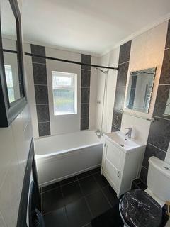 2 bedroom terraced house for sale, Park End, Bromley, Kent