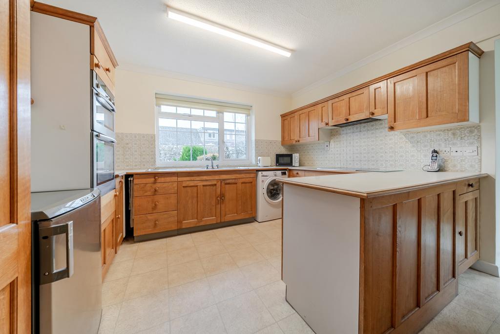 Kitchen / Breakfast Room