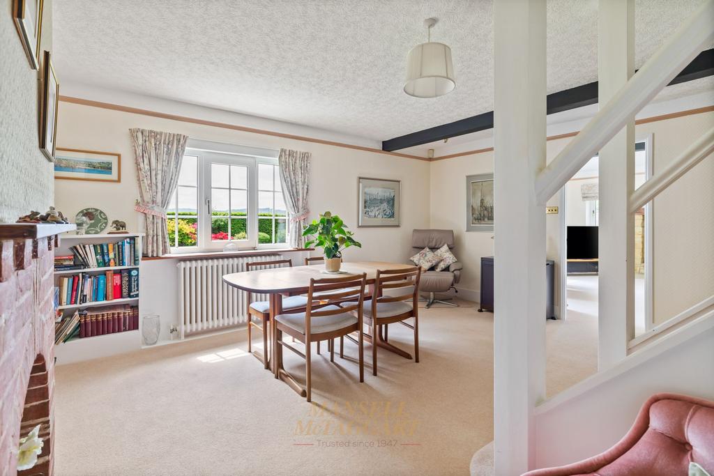 Dining Room/Snug
