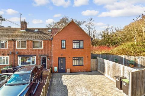 2 bedroom end of terrace house for sale, Sherfield Avenue, Havant, Hampshire