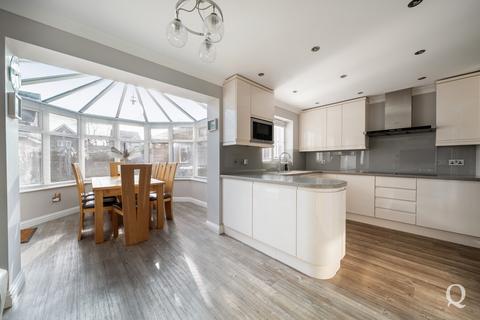 4 bedroom detached house for sale, Sonora Way, Sittingbourne, Kent, ME10