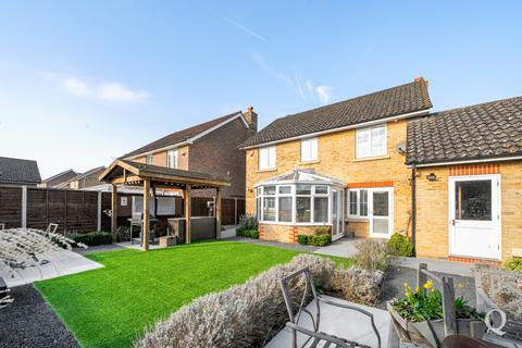 4 bedroom detached house for sale, Sonora Way, Sittingbourne, Kent, ME10