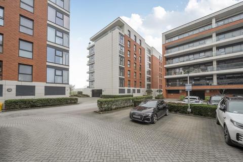 2 bedroom flat for sale, Newbury,  Berkshire,  RG14