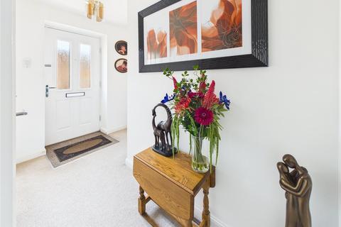 2 bedroom apartment for sale, Oak Leaze, Patchway, Bristol, South Gloucestershire, BS34