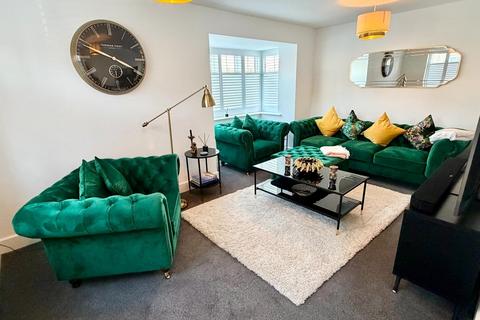 3 bedroom detached house for sale, Burnham Way, Long Buckby, Northamptonshire NN6