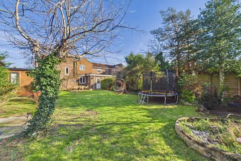 undefined, Peel Close, Windsor, Berkshire, SL4