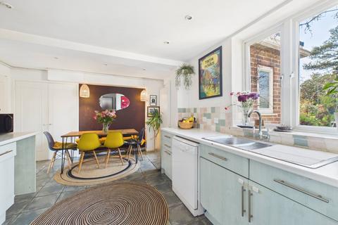 undefined, Peel Close, Windsor, Berkshire, SL4