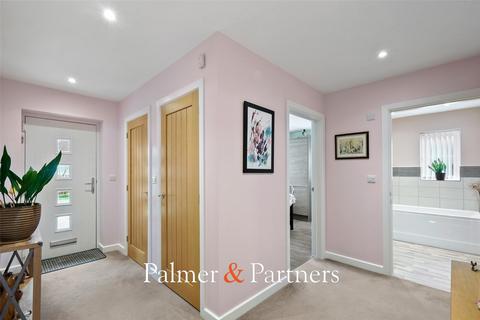 3 bedroom bungalow for sale, Godwin Close, Prettygate, Colchester, Essex, CO3