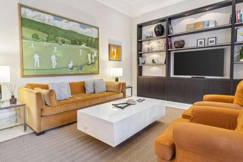 2 bedroom apartment to rent, Cadogan Square, London, SW1X