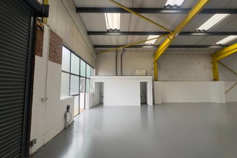 Warehouse to rent, Babbage Rd Stevenage SG1 2EQ