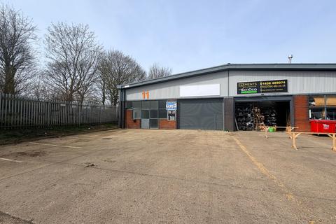 Warehouse to rent, Babbage Rd Stevenage SG1 2EQ