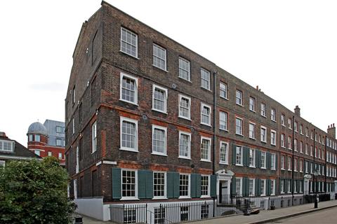 Office to rent, 1 New Sq London WC2A 3SA