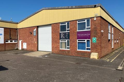 Industrial development to rent, 8 Station Road Industrial Estate Hailsham BN27 2EY