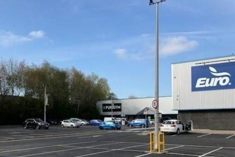 Retail property (high street) to rent, Victoria Rd Stoke On Trent ST4 2HT