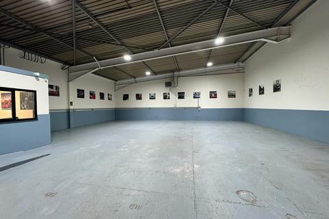 Warehouse to rent, Enterprise Way Peterborough PE3 8YQ