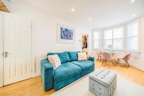 1 bedroom flat for sale, Harwood Road, London SW6