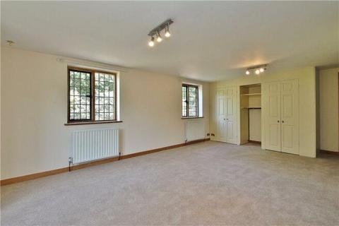undefined, Carthouse Lane, Woking, GU21