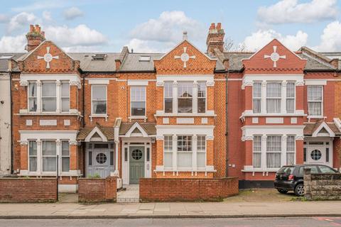 2 bedroom flat for sale, Cavendish Road, Clapham South, London, SW12