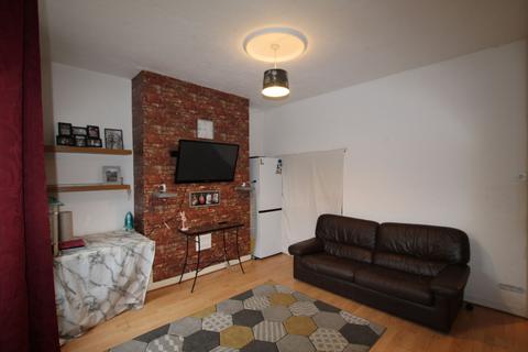 2 bedroom terraced house for sale, Derby Street, Heywood, Greater Manchester, OL10 4QN