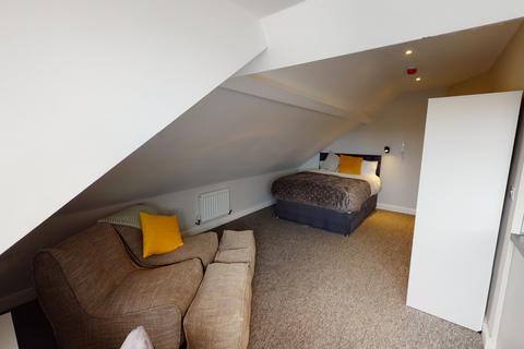 undefined, Whiteladies Road, Bristol BS8