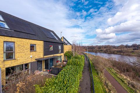 undefined, Vancouver Walk, Athletes' Village, Glasgow
