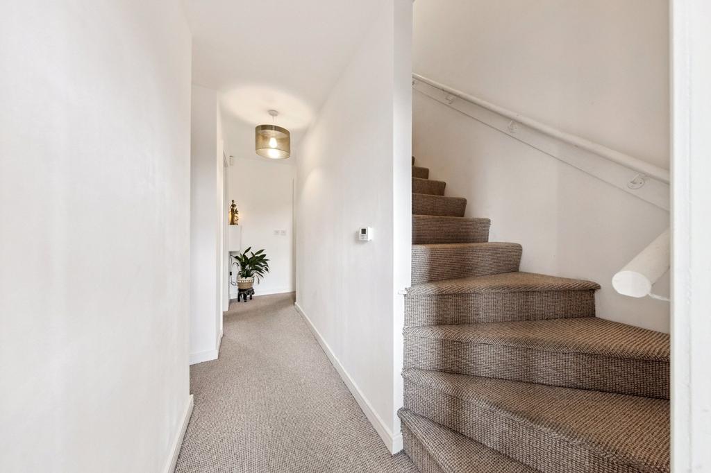 Landing 1st Floor
