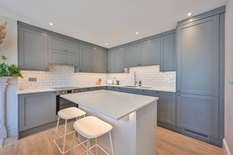 2 bedroom flat to rent, Inderwick Road, Crouch End, London, N8