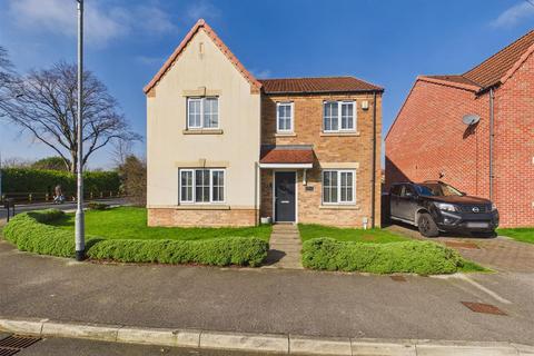 4 bedroom detached house for sale, Chatsworth Drive, Elloughton, Brough