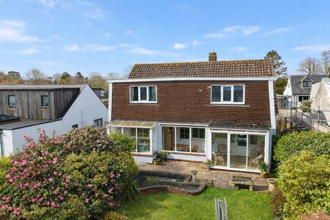 4 bedroom detached house for sale, Bitterne Way, Lymington, SO41
