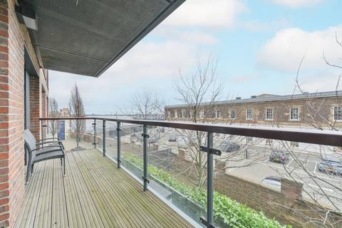 2 bedroom flat for sale, Duke of Wellington Avenue, Woolwich Riverside, London, SE18